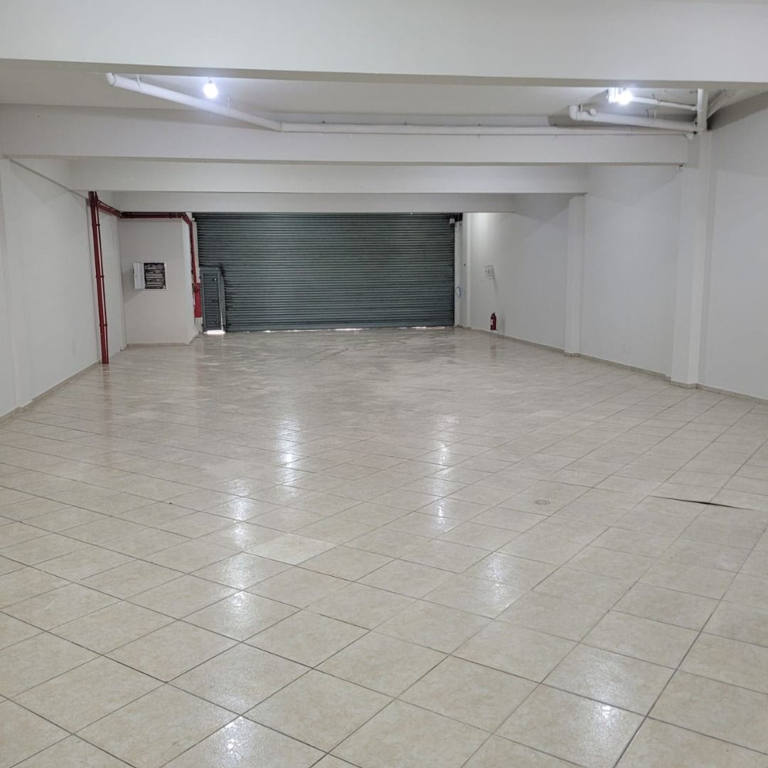 Alugar Comercial / Sal&atilde;o em Santo Andr&eacute; R$ 5.500,00 - Foto 15