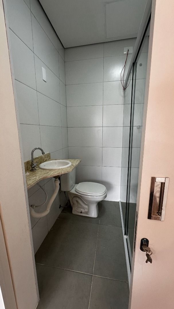 Comprar Apartamento / Apartamento em S&atilde;o Paulo R$ 450.000,00 - Foto 14