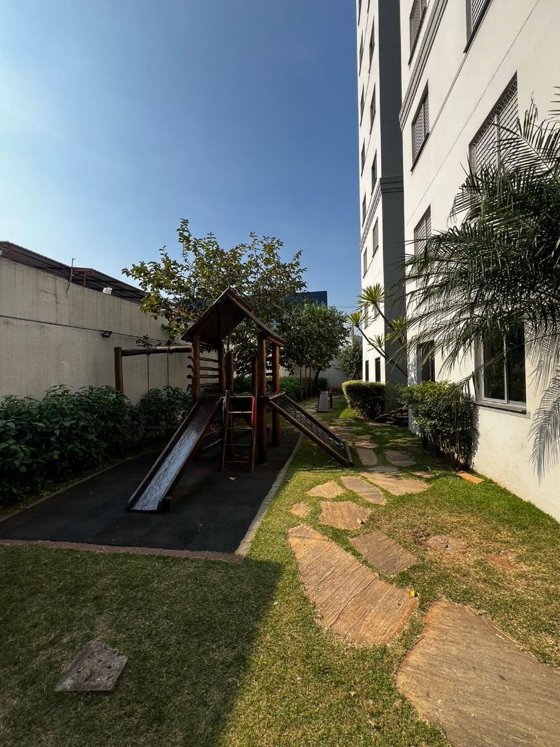 Comprar Apartamento / Apartamento em S&atilde;o Paulo R$ 348.000,00 - Foto 14