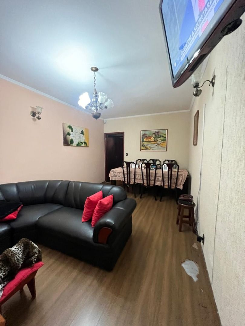 Alugar Casa / Sobrado em Santo Andr&eacute; R$ 3.800,00 - Foto 1