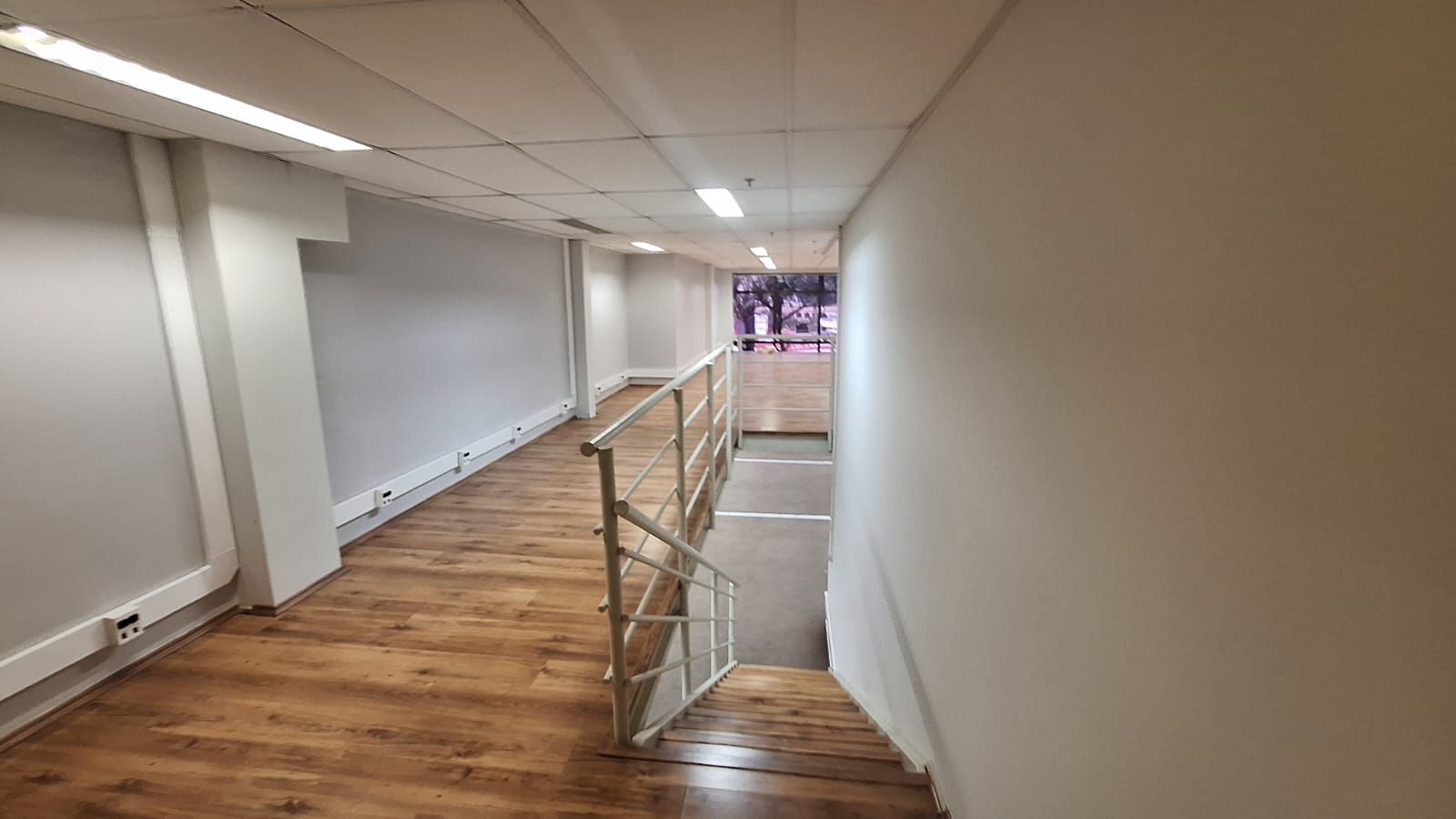 Alugar Comercial / Sala em Santo Andr&eacute; R$ 17.600,00 - Foto 10