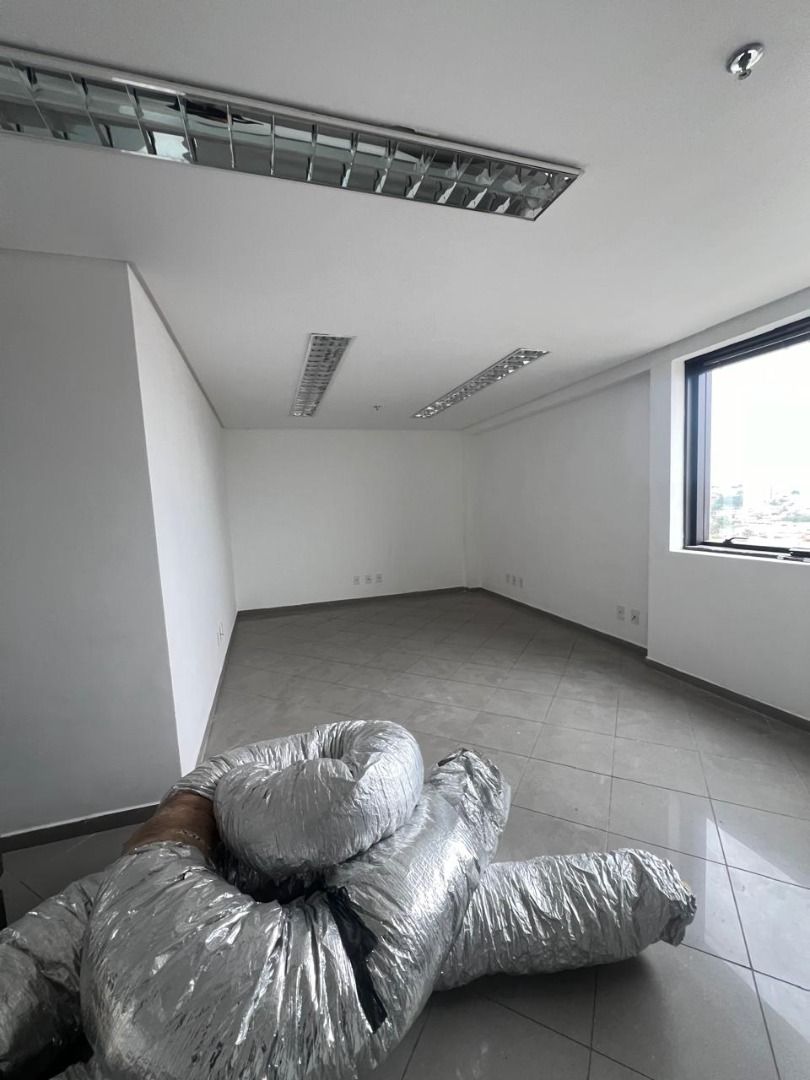 Comprar Comercial / Sala em Santo Andr&eacute; R$ 230.000,00 - Foto 1