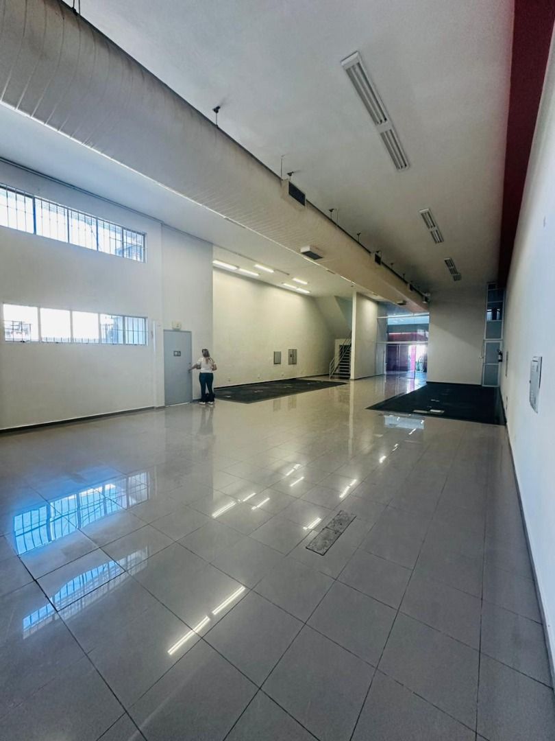 Alugar Comercial / Galp&atilde;o em Santo Andr&eacute; R$ 35.000,00 - Foto 3