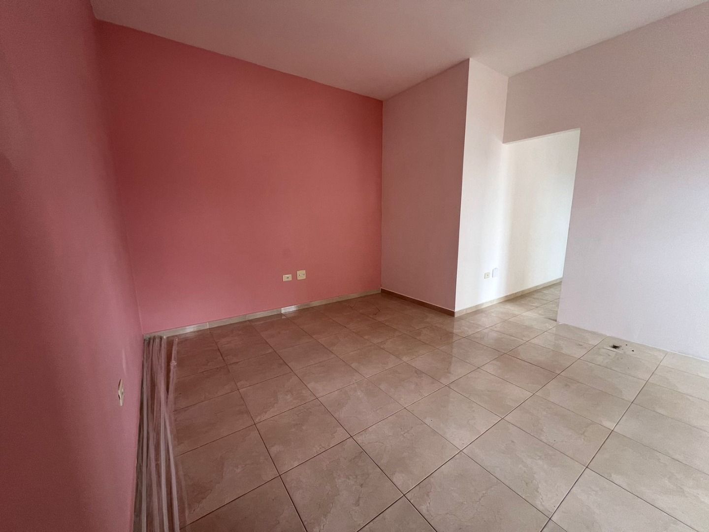 Comprar Comercial / Sala em Santo Andr&eacute; R$ 255.000,00 - Foto 2