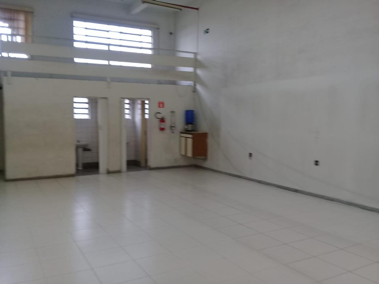 Alugar Comercial / Sal&atilde;o em Santo Andr&eacute; R$ 12.000,00 - Foto 6