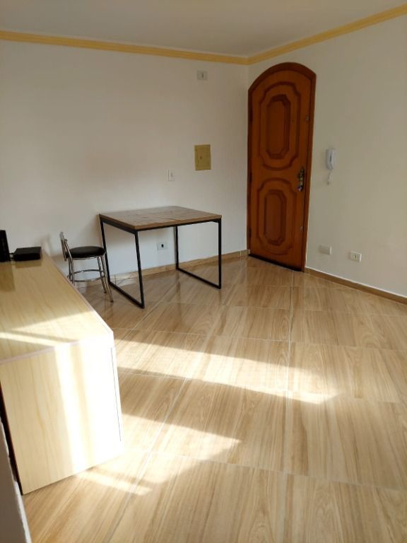 Comprar Apartamento / Apartamento em Santo Andr&eacute; R$ 254.000,00 - Foto 2