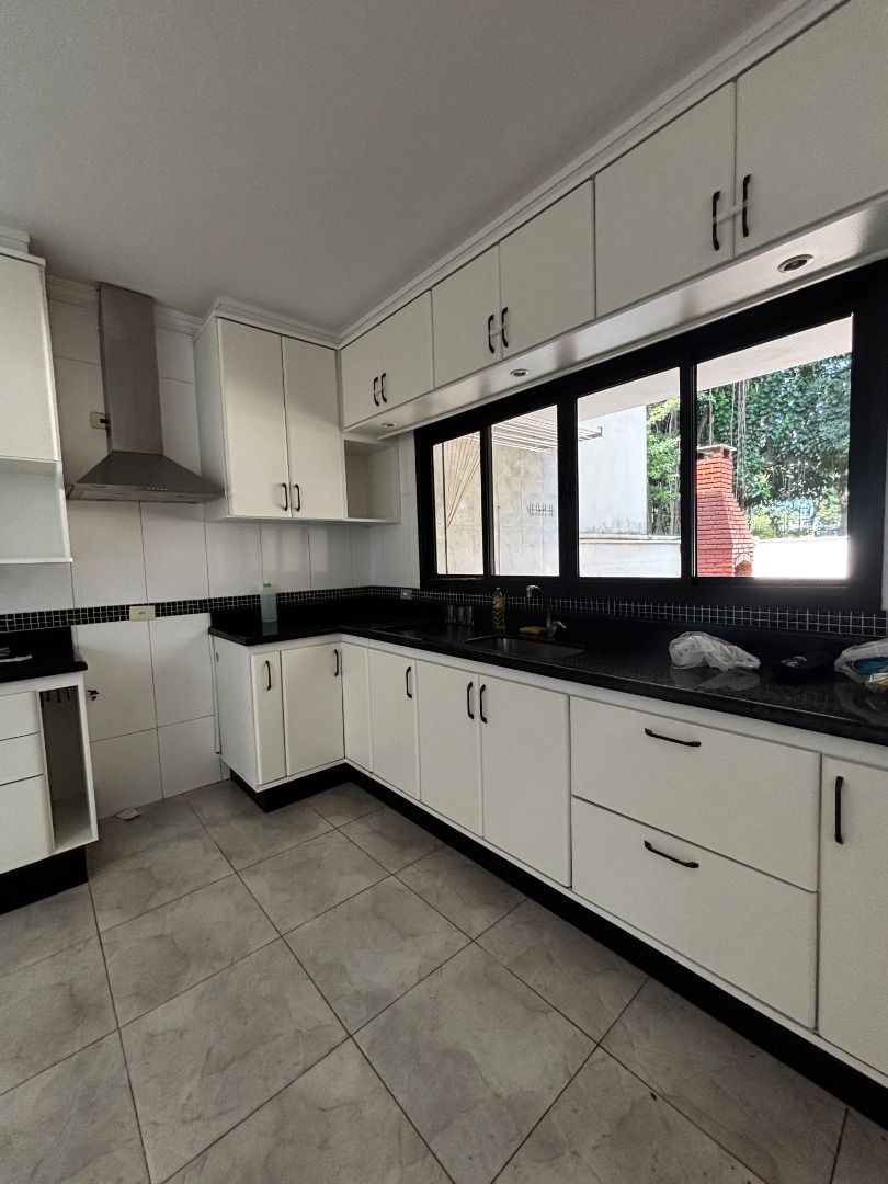 Alugar Casa / Sobrado em Santo Andr&eacute; R$ 5.000,00 - Foto 9