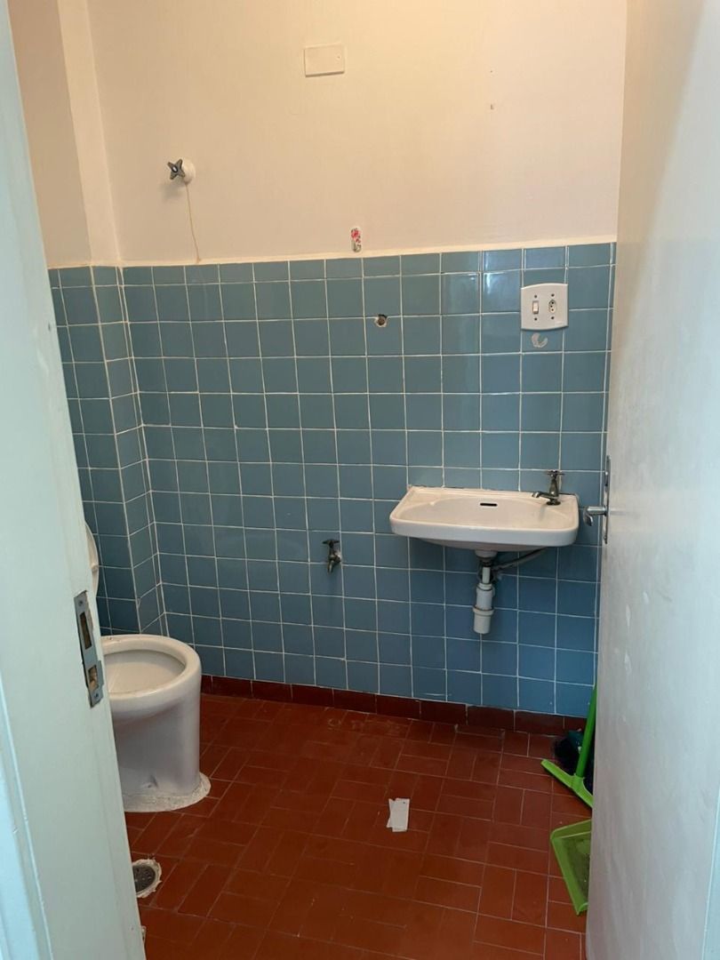Alugar Comercial / Sala em Santo Andr&eacute; R$ 1.500,00 - Foto 7
