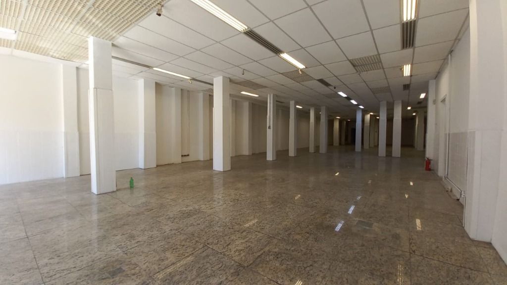 Alugar Comercial / Sal&atilde;o em Santo Andr&eacute; R$ 27.000,00 - Foto 5