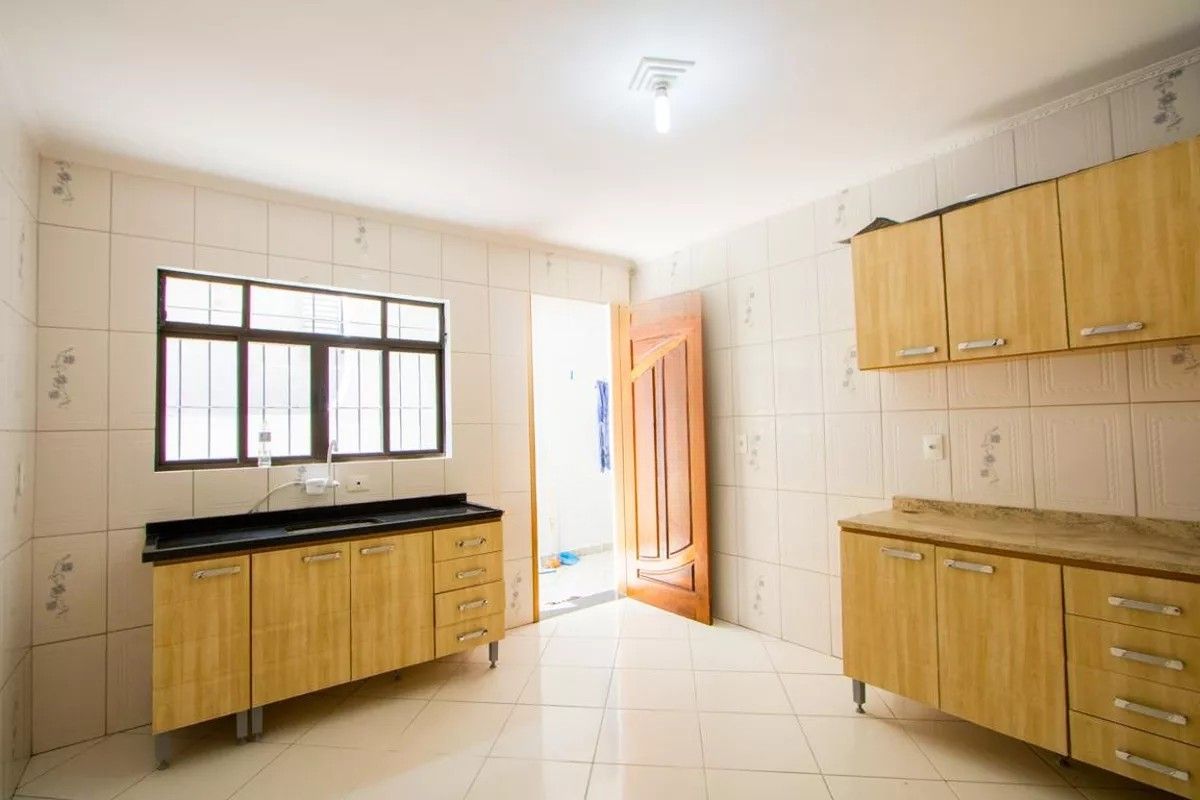 Comprar Casa / Sobrado em Santo Andr&eacute; R$ 440.000,00 - Foto 4