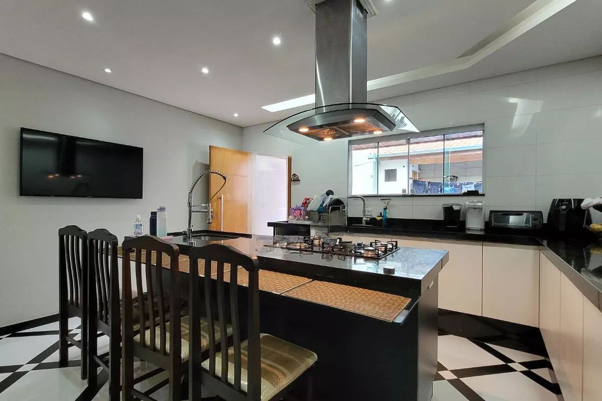 Comprar Casa / Sobrado em Santo Andr&eacute; R$ 860.000,00 - Foto 7