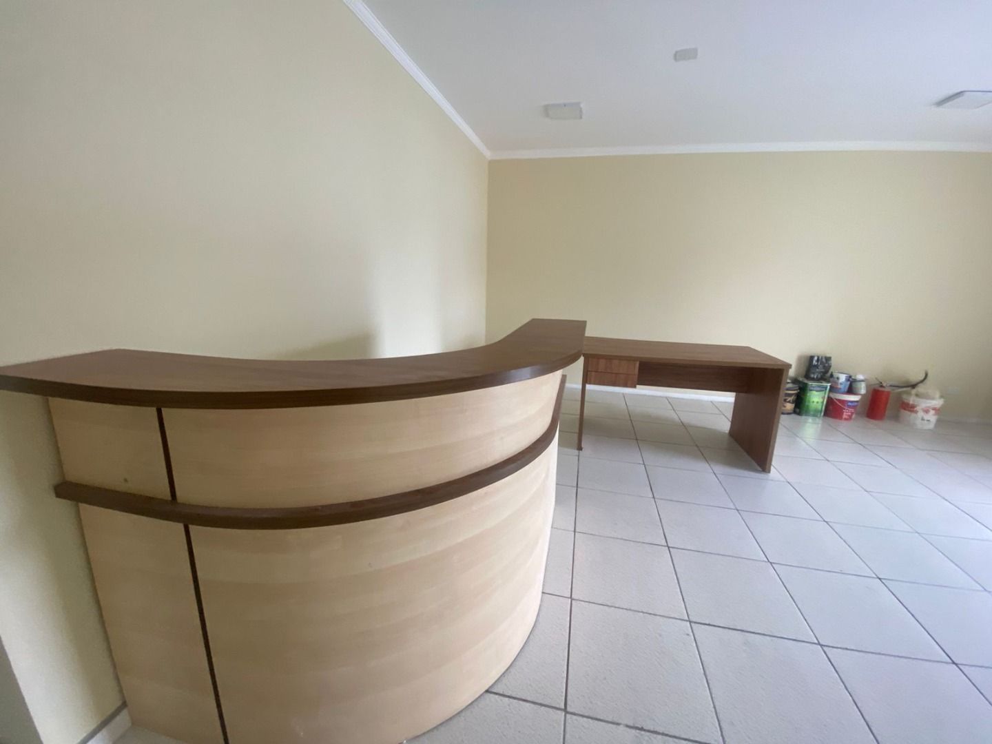 Alugar Comercial / Sala em Santo Andr&eacute; R$ 1.300,00 - Foto 2