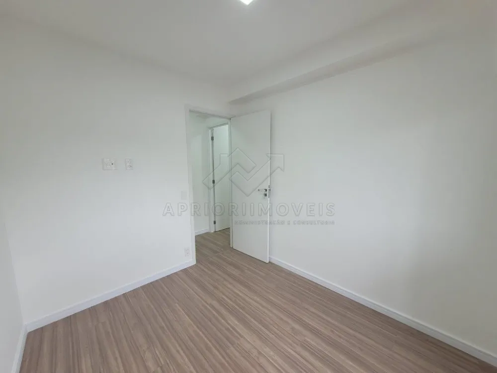 Alugar Apartamento / Apartamento em Santo Andr&eacute; R$ 3.150,00 - Foto 6