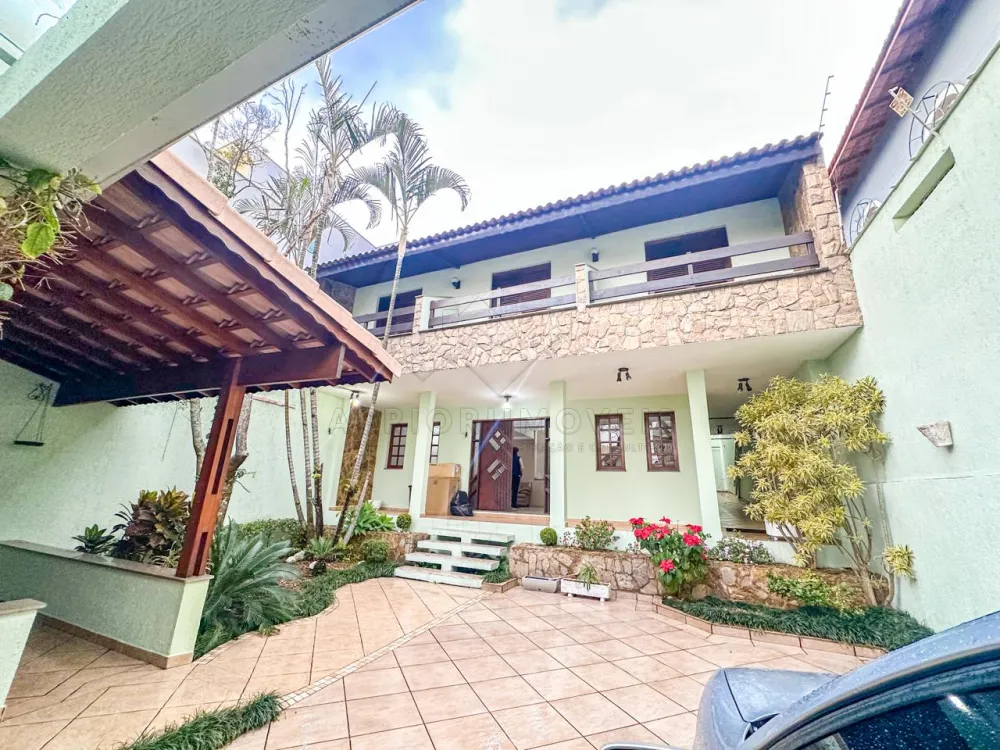 Alugar Casa / Sobrado em Santo Andr&eacute; R$ 4.000,00 - Foto 1