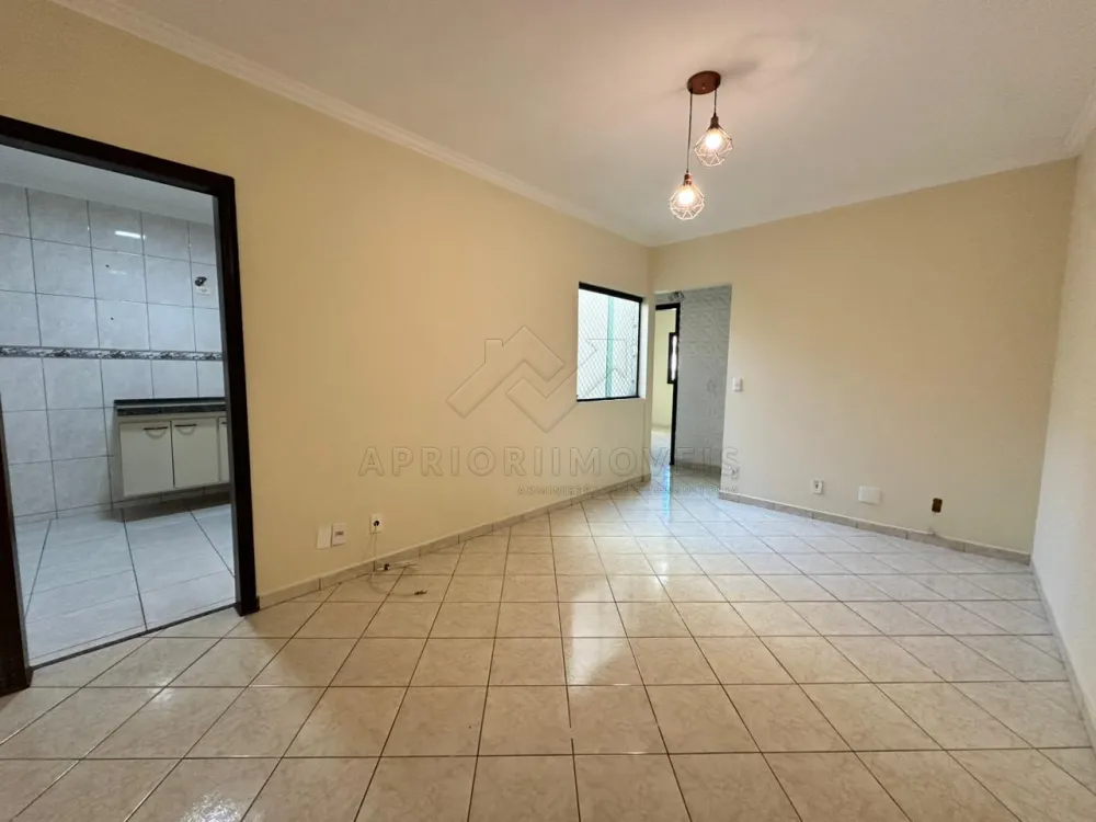 Alugar Apartamento / Apartamento sem condom&iacute;nio em Santo Andr&eacute; R$ 1.750,00 - Foto 2