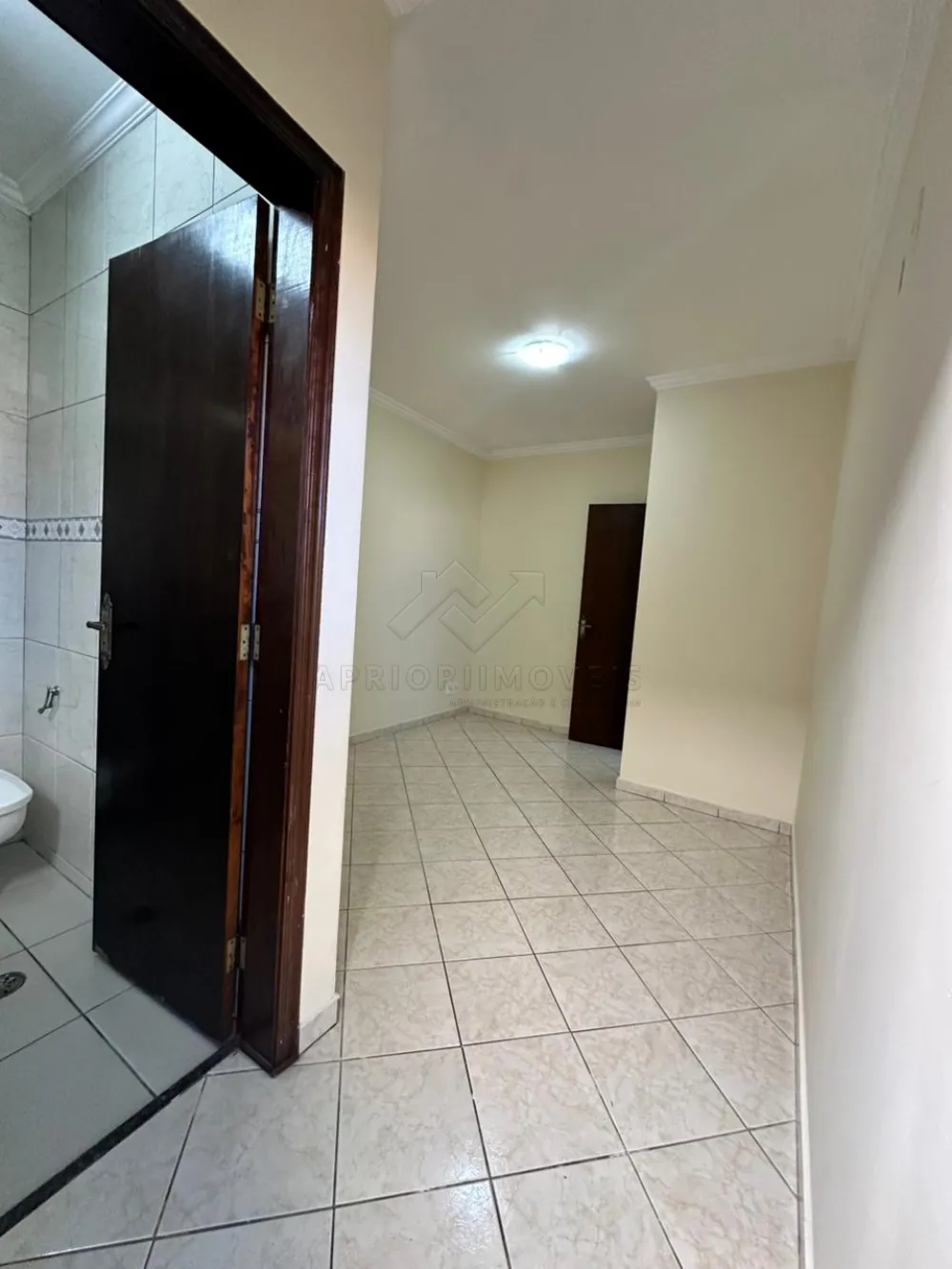 Alugar Apartamento / Apartamento sem condom&iacute;nio em Santo Andr&eacute; R$ 1.750,00 - Foto 4