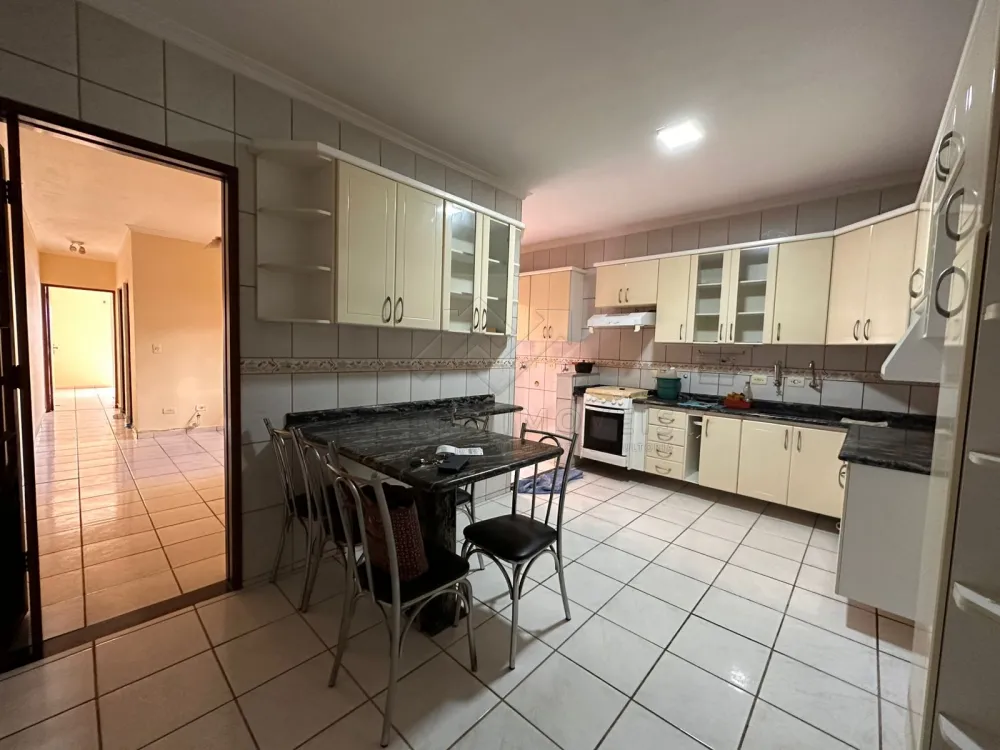 Alugar Apartamento / Apartamento sem condom&iacute;nio em Santo Andr&eacute; R$ 2.100,00 - Foto 3