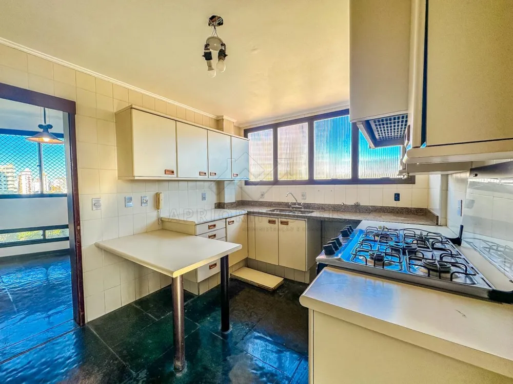 Alugar Apartamento / Apartamento em Santo Andr&eacute; R$ 3.700,00 - Foto 5