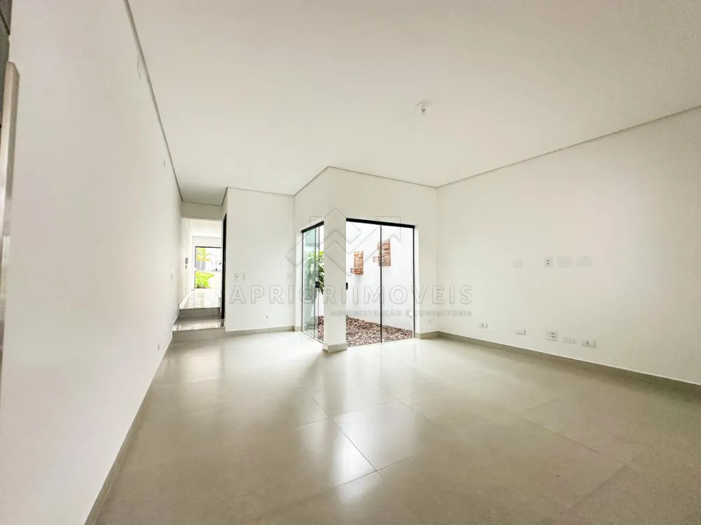 Alugar Casa / Sobrado em Santo Andr&eacute; R$ 8.000,00 - Foto 1