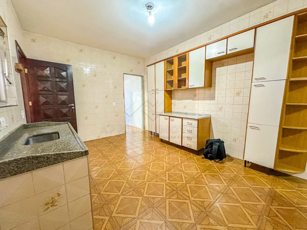 Alugar Casa / Sobrado em Santo Andr&eacute; R$ 2.200,00 - Foto 4