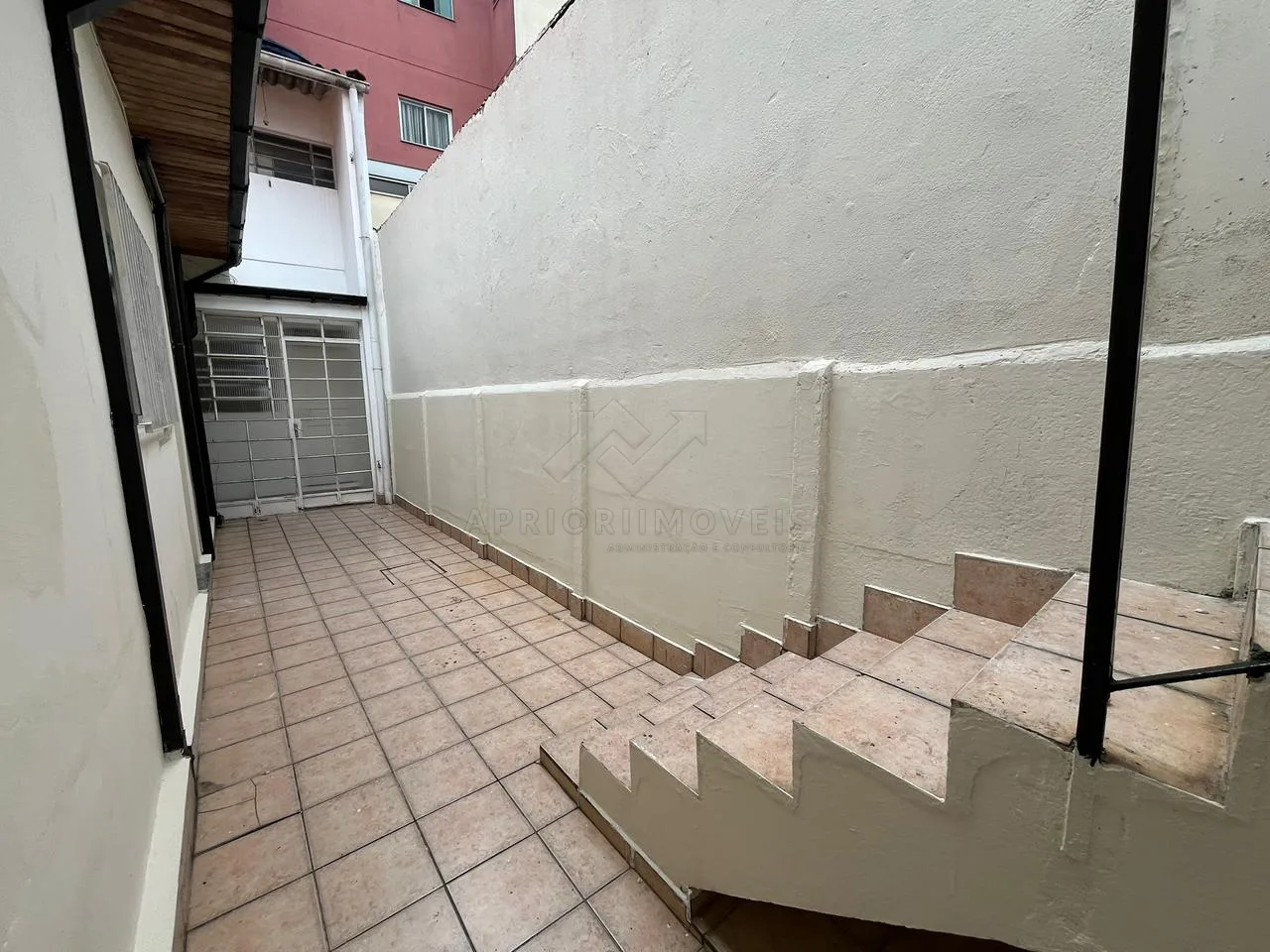 Alugar Casa / Casa em Santo Andr&eacute; R$ 1.900,00 - Foto 14