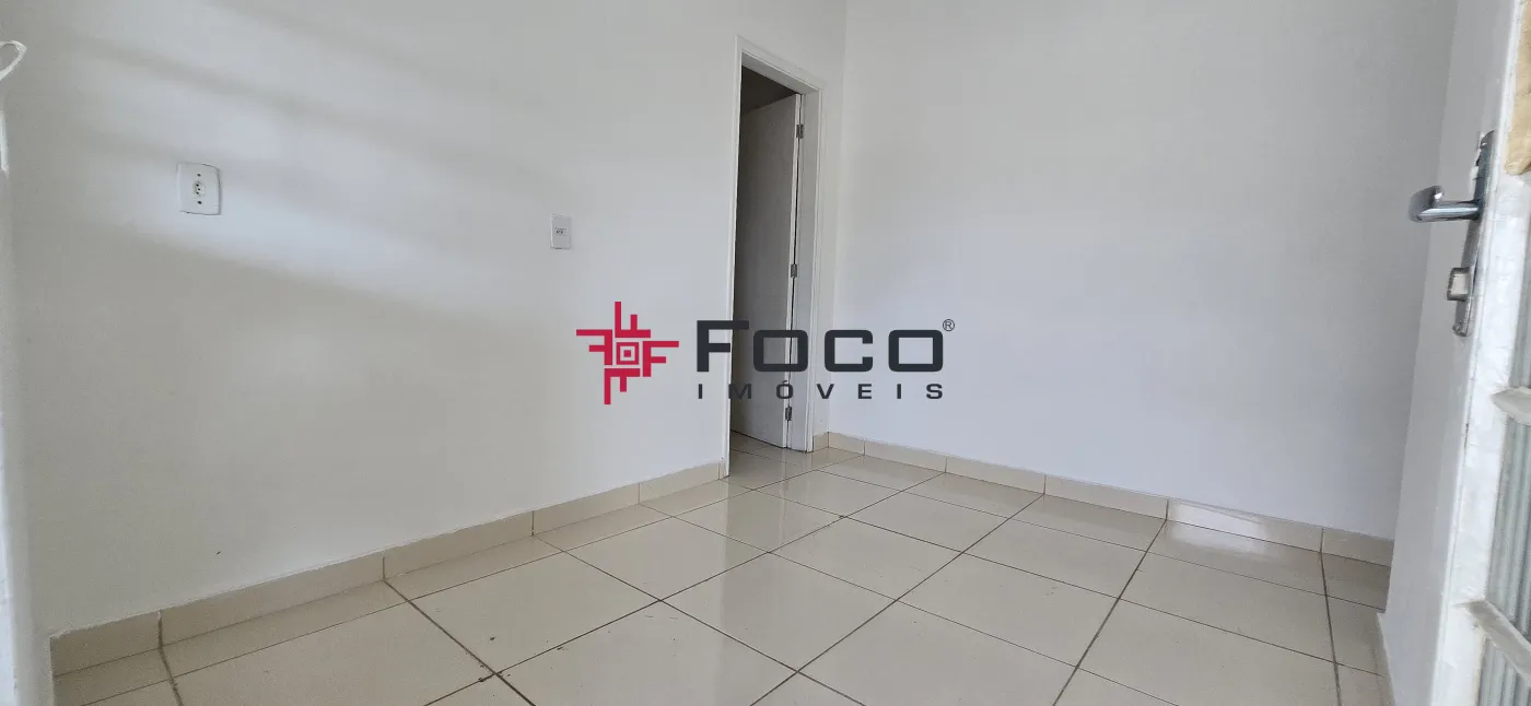 Alugar Casa / Padr&atilde;o em S&atilde;o Jos&eacute; dos Campos R$ 1.700,00 - Foto 5
