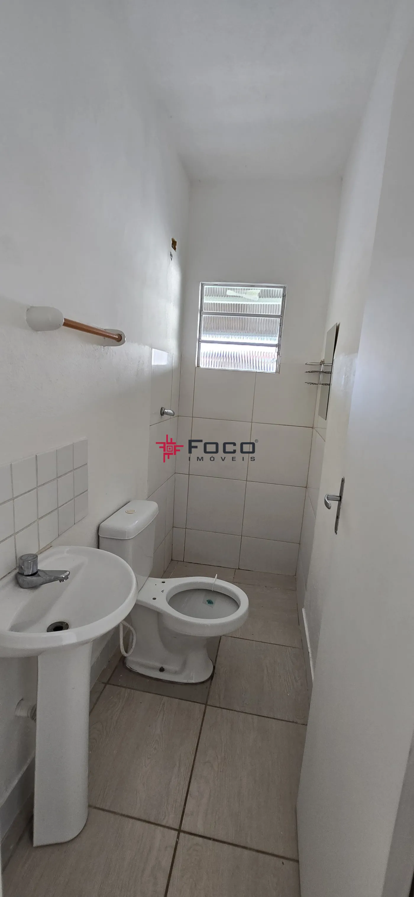 Alugar Casa / Padr&atilde;o em S&atilde;o Jos&eacute; dos Campos R$ 1.700,00 - Foto 10