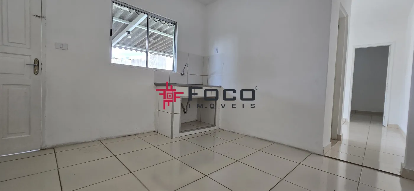 Alugar Casa / Padr&atilde;o em S&atilde;o Jos&eacute; dos Campos R$ 1.700,00 - Foto 12