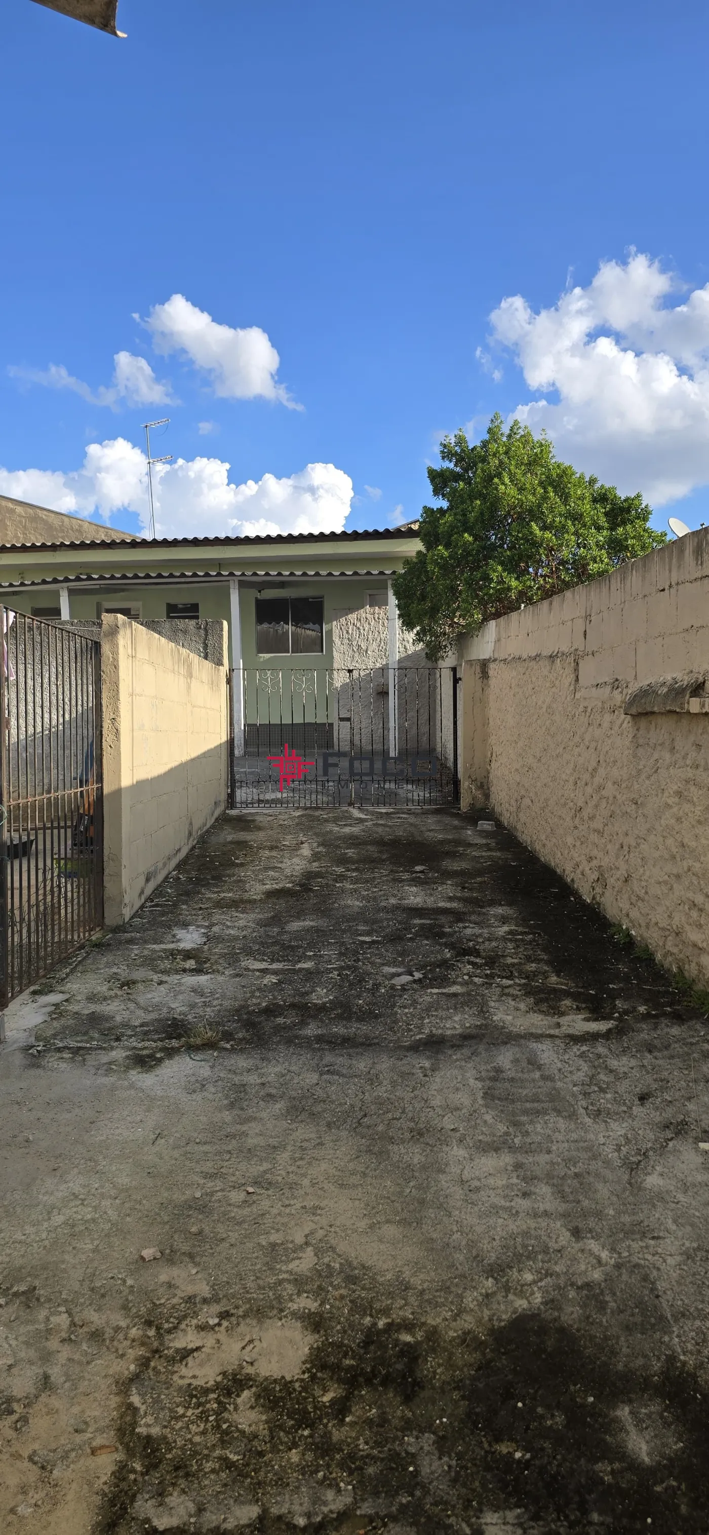 Alugar Casa / Padr&atilde;o em S&atilde;o Jos&eacute; dos Campos R$ 1.700,00 - Foto 16