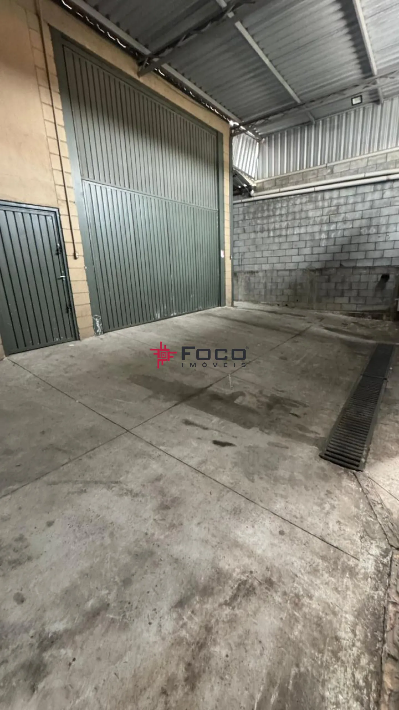 Alugar Comercial / Galp&atilde;o em S&atilde;o Jos&eacute; dos Campos R$ 6.500,00 - Foto 15