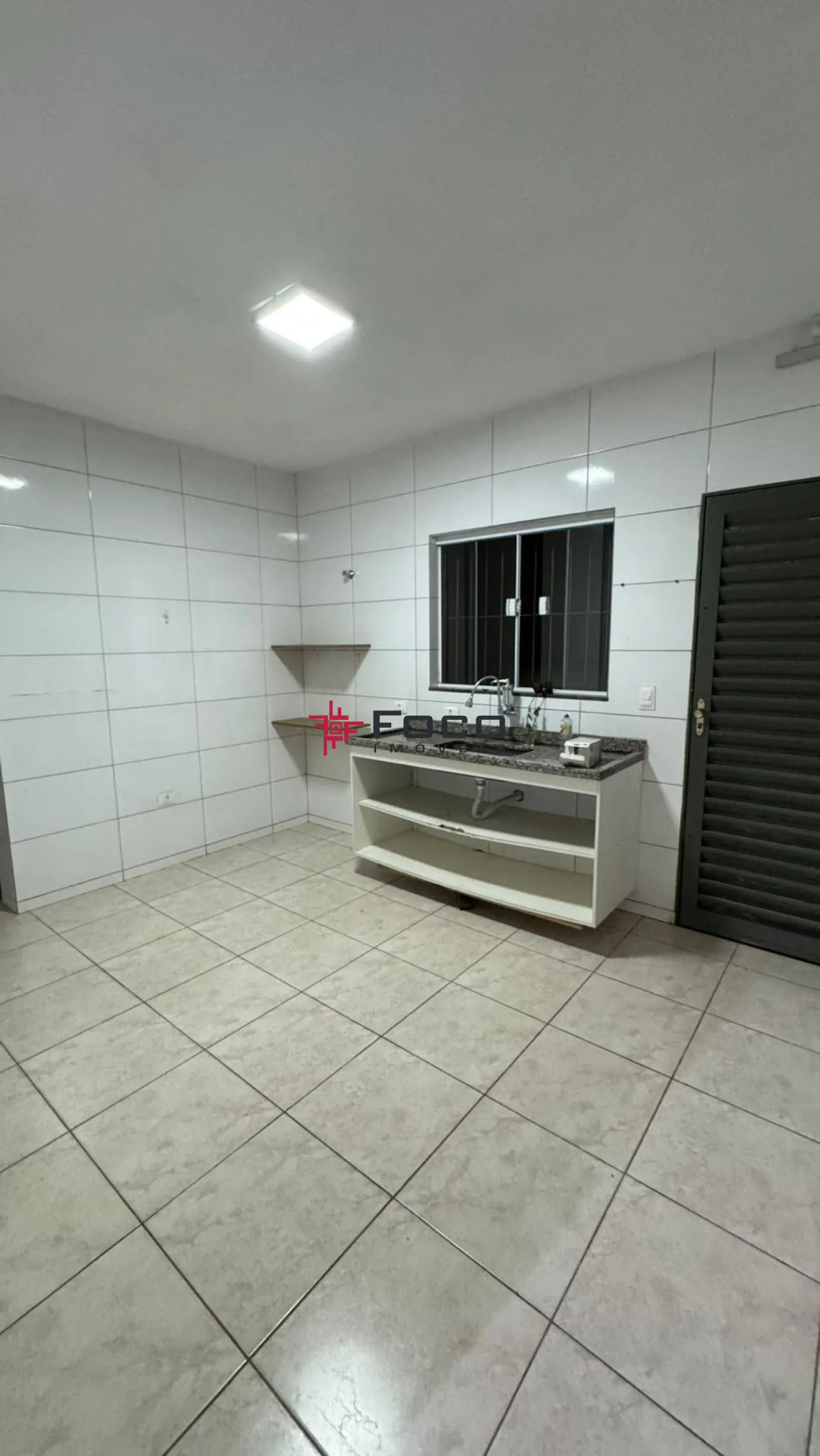 Alugar Comercial / Galp&atilde;o em S&atilde;o Jos&eacute; dos Campos R$ 6.500,00 - Foto 17