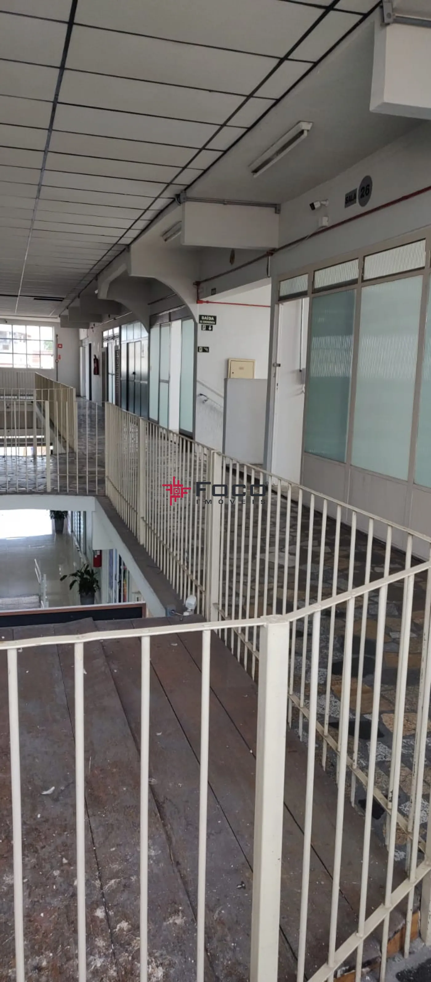 Alugar Comercial / Sala Comercial em S&atilde;o Jos&eacute; dos Campos R$ 700,00 - Foto 3