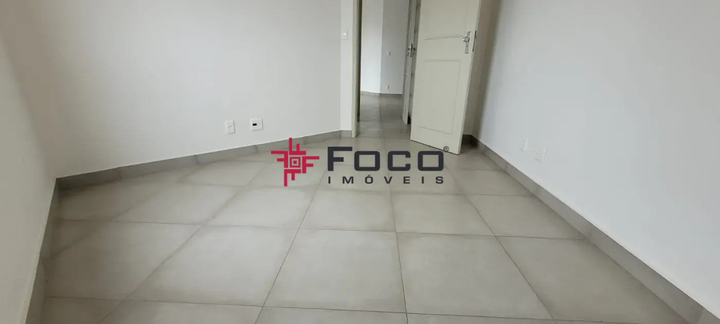 Alugar Apartamento / Padr&atilde;o em S&atilde;o Jos&eacute; dos Campos R$ 1.700,00 - Foto 9