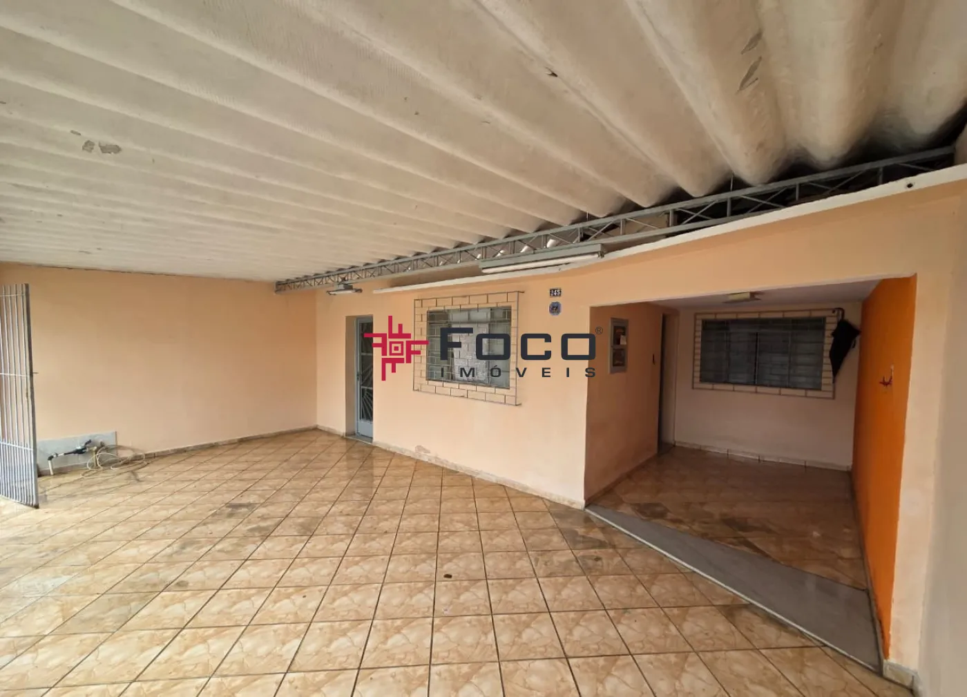 Comprar Casa / Padr&atilde;o em S&atilde;o Jos&eacute; dos Campos R$ 375.000,00 - Foto 2