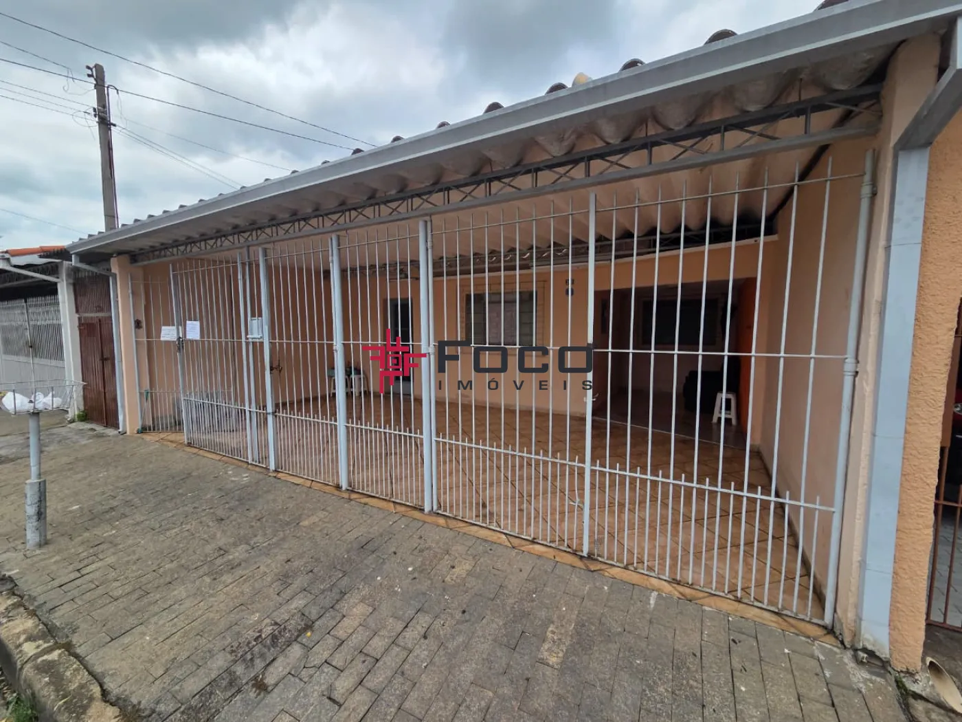 Comprar Casa / Padr&atilde;o em S&atilde;o Jos&eacute; dos Campos R$ 375.000,00 - Foto 1