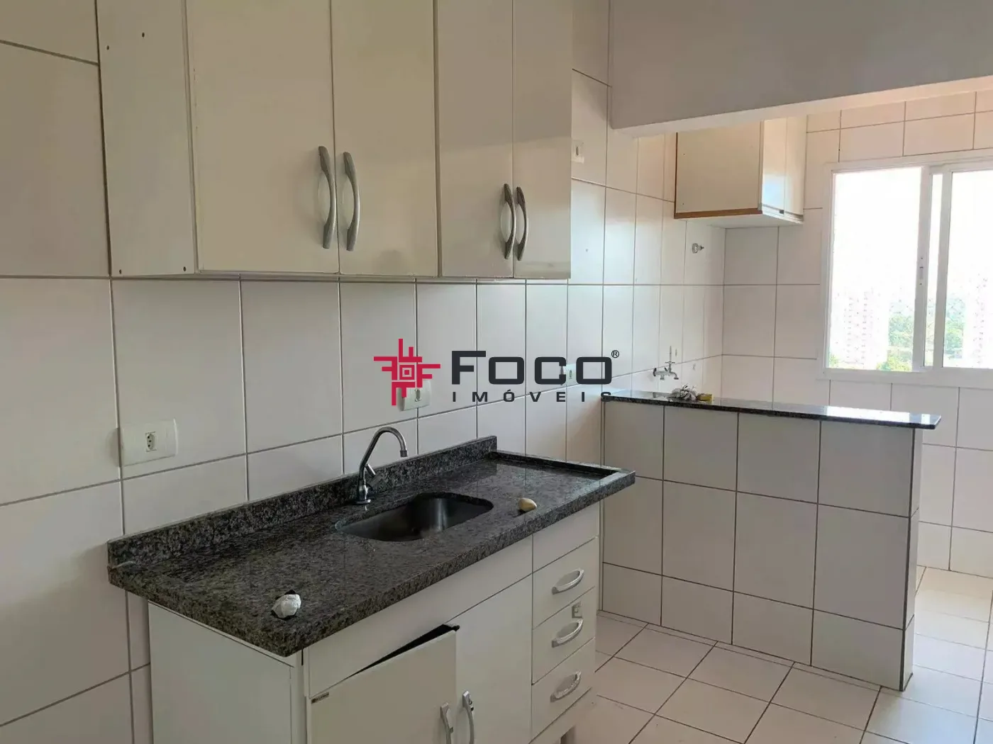Alugar Apartamento / Padr&atilde;o em S&atilde;o Jos&eacute; dos Campos R$ 2.800,00 - Foto 2