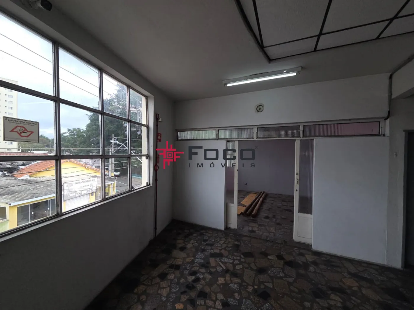 Alugar Comercial / Sala Comercial em S&atilde;o Jos&eacute; dos Campos R$ 600,00 - Foto 4