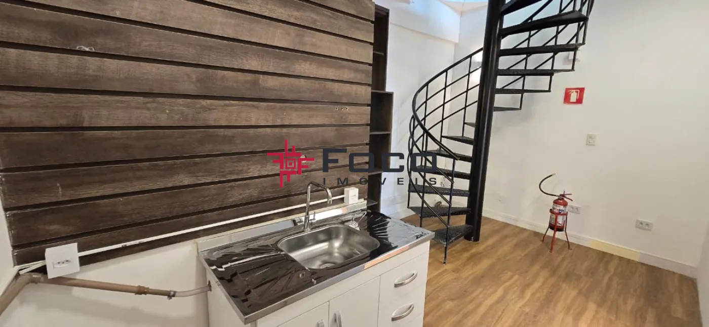 Alugar Comercial / Loja em S&atilde;o Jos&eacute; dos Campos R$ 7.500,00 - Foto 8