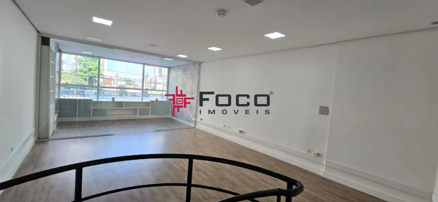 Alugar Comercial / Loja em S&atilde;o Jos&eacute; dos Campos R$ 7.500,00 - Foto 10