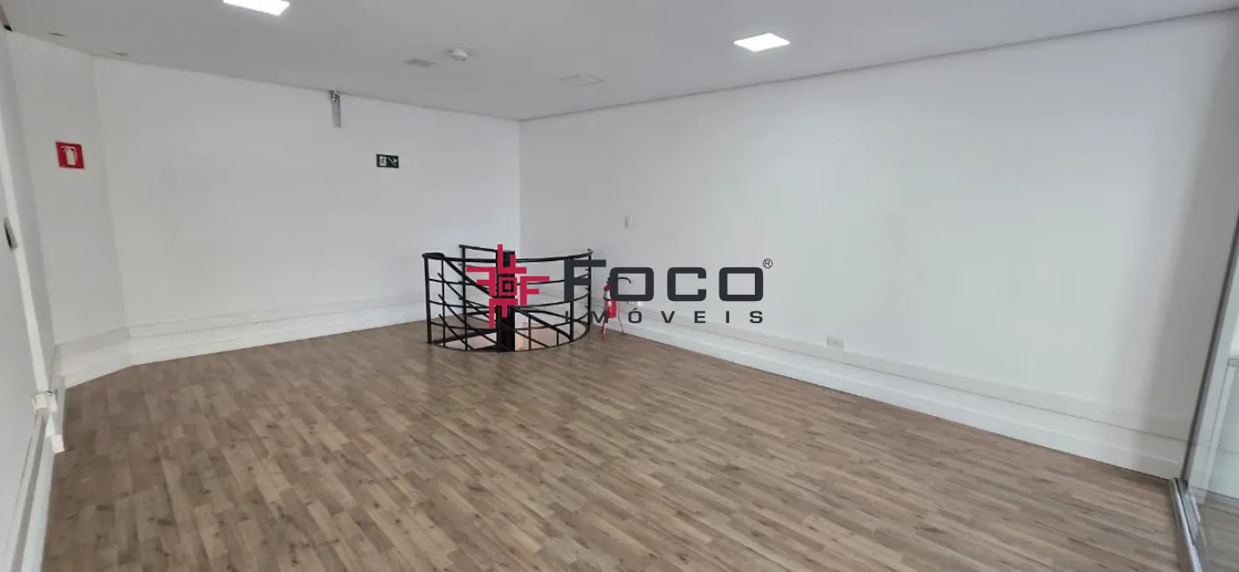 Alugar Comercial / Loja em S&atilde;o Jos&eacute; dos Campos R$ 7.500,00 - Foto 13