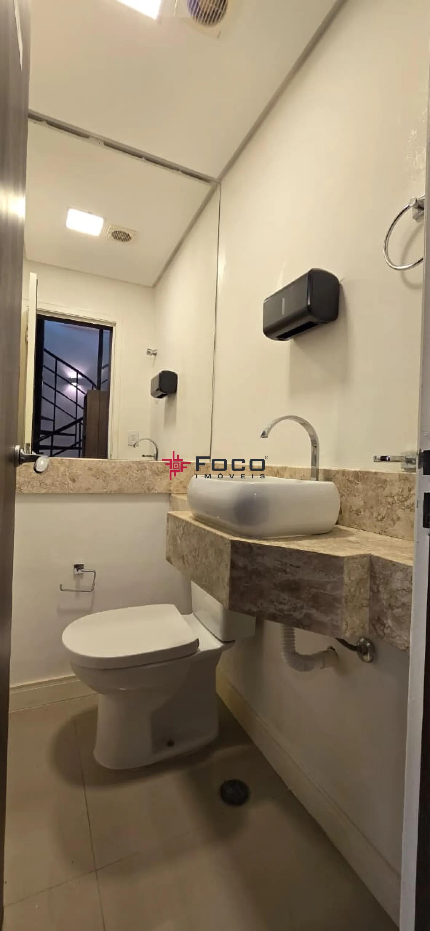 Alugar Comercial / Loja em S&atilde;o Jos&eacute; dos Campos R$ 7.500,00 - Foto 9