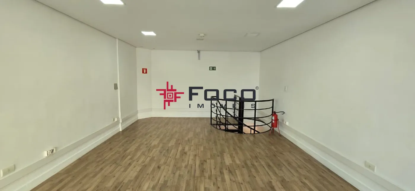 Alugar Comercial / Loja em S&atilde;o Jos&eacute; dos Campos R$ 7.500,00 - Foto 14