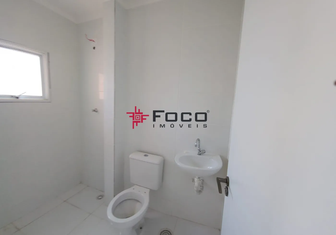 Alugar Casa / Condom&iacute;nio em S&atilde;o Jos&eacute; dos Campos R$ 2.500,00 - Foto 6
