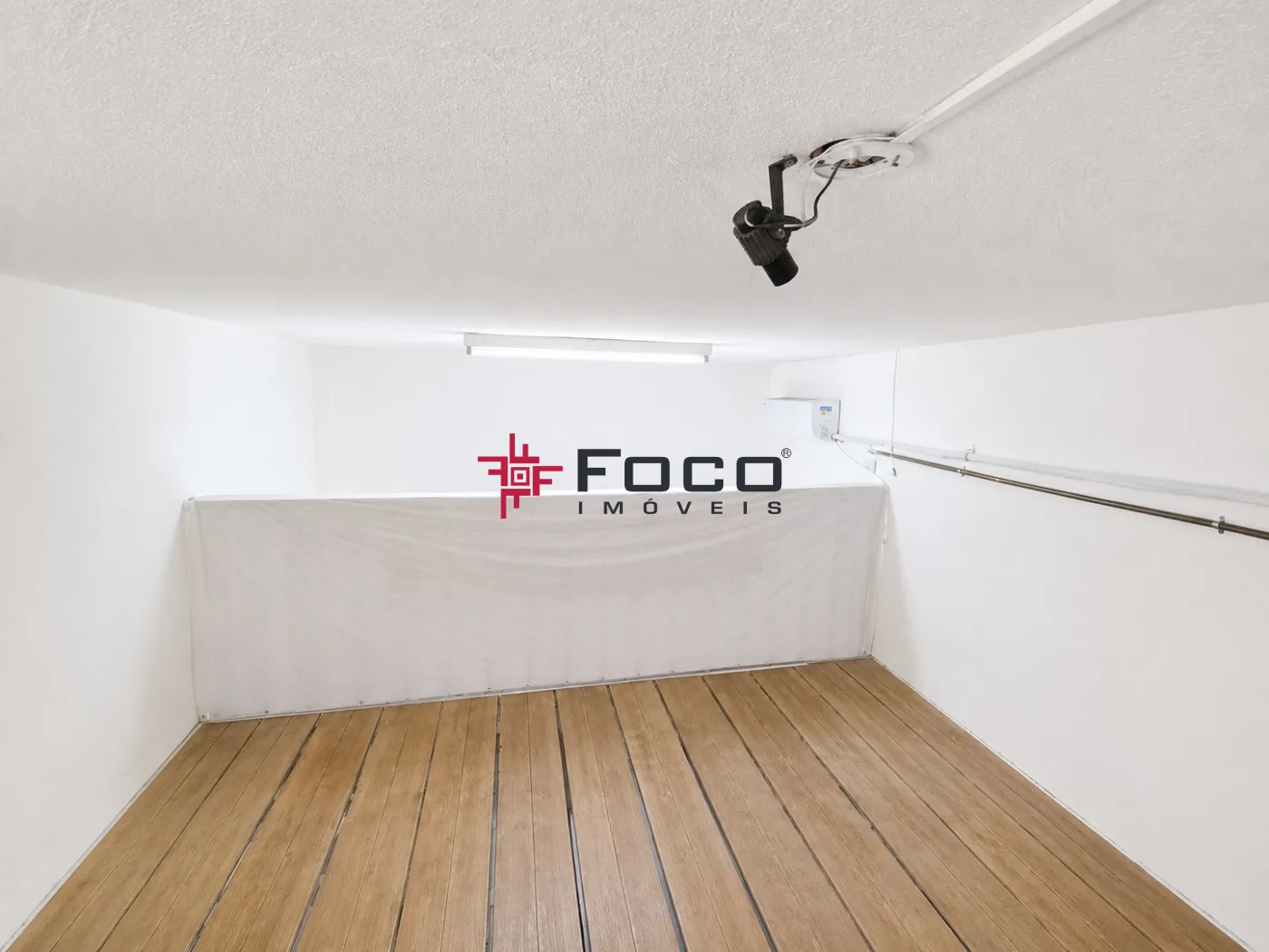 Alugar Comercial / Sala em S&atilde;o Jos&eacute; dos Campos R$ 1.500,00 - Foto 7