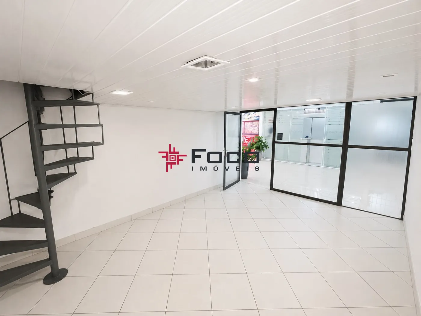 Alugar Comercial / Sala em S&atilde;o Jos&eacute; dos Campos R$ 1.500,00 - Foto 11