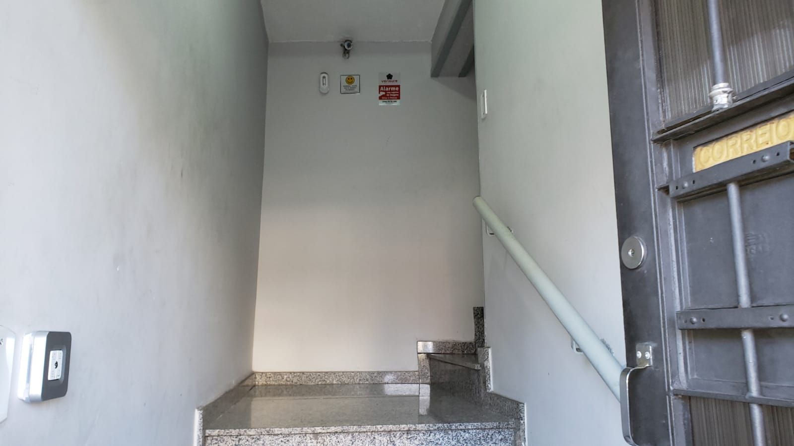 Alugar Comercial / Sala em S&atilde;o Paulo R$ 1.250,00 - Foto 4