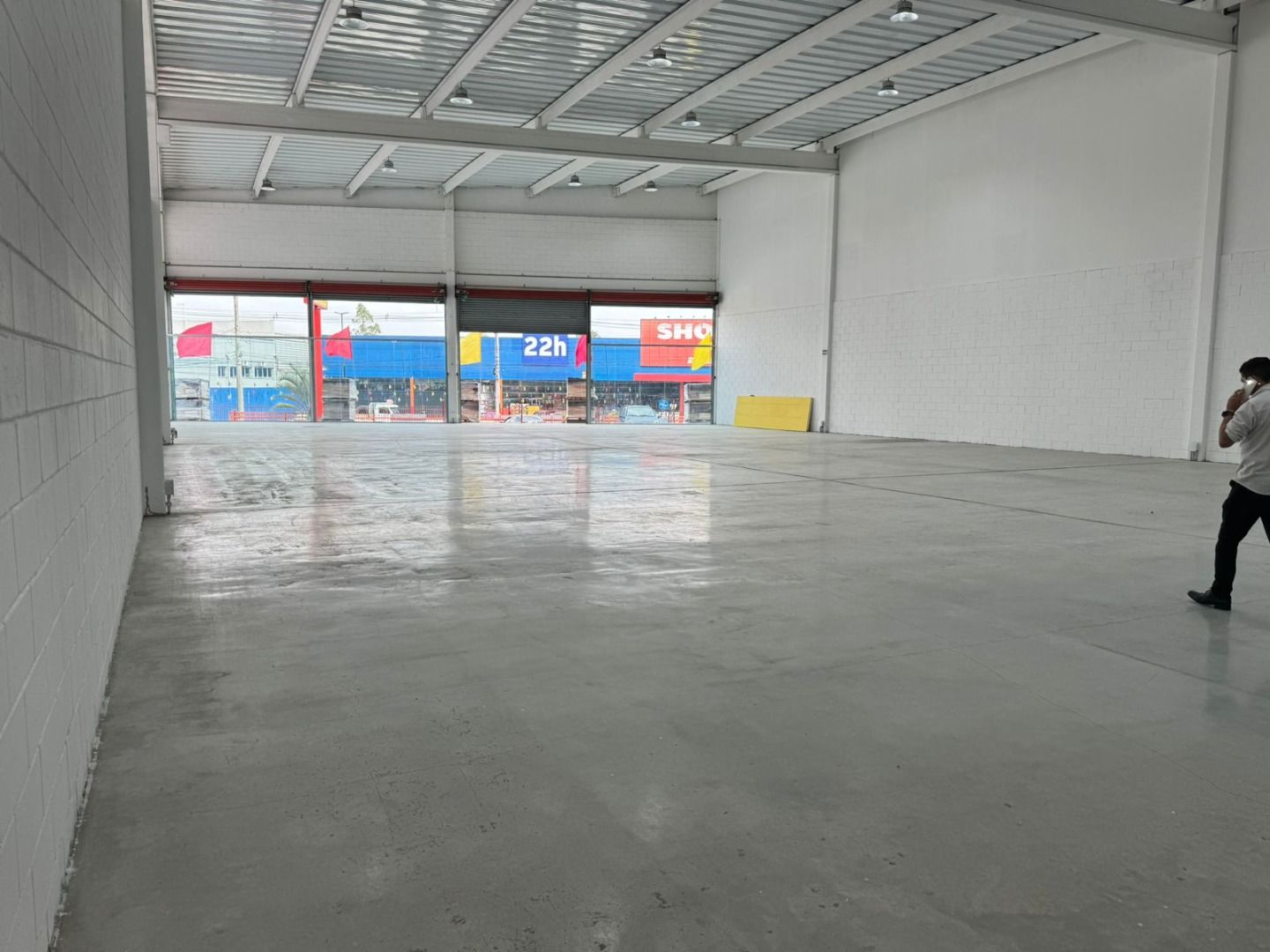 Alugar Comercial / Galp&atilde;o em Suzano R$ 45.000,00 - Foto 8
