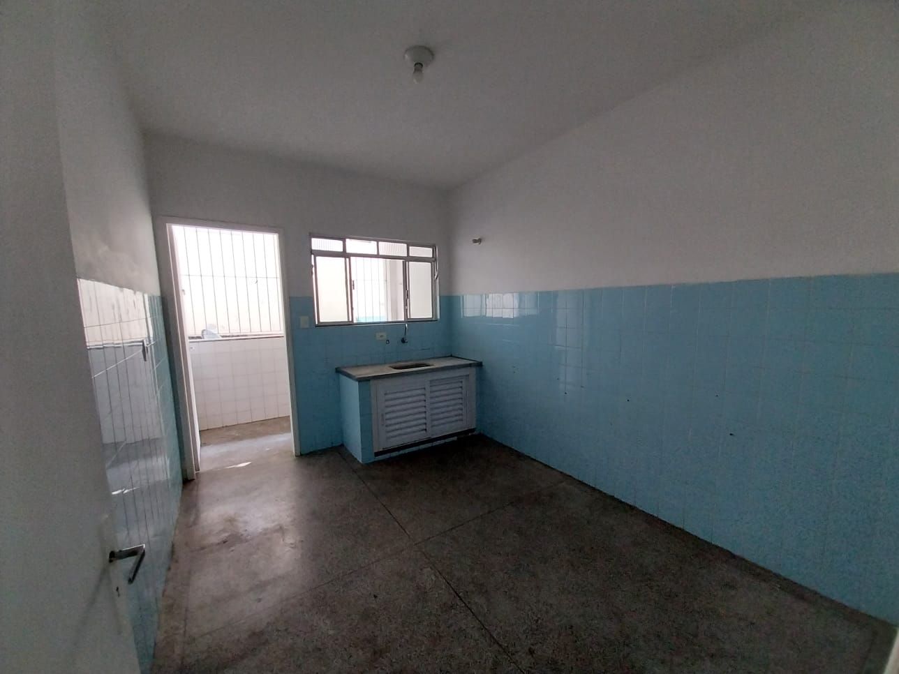 Alugar Apartamento / Sobreloja em S&atilde;o Paulo R$ 1.200,00 - Foto 4