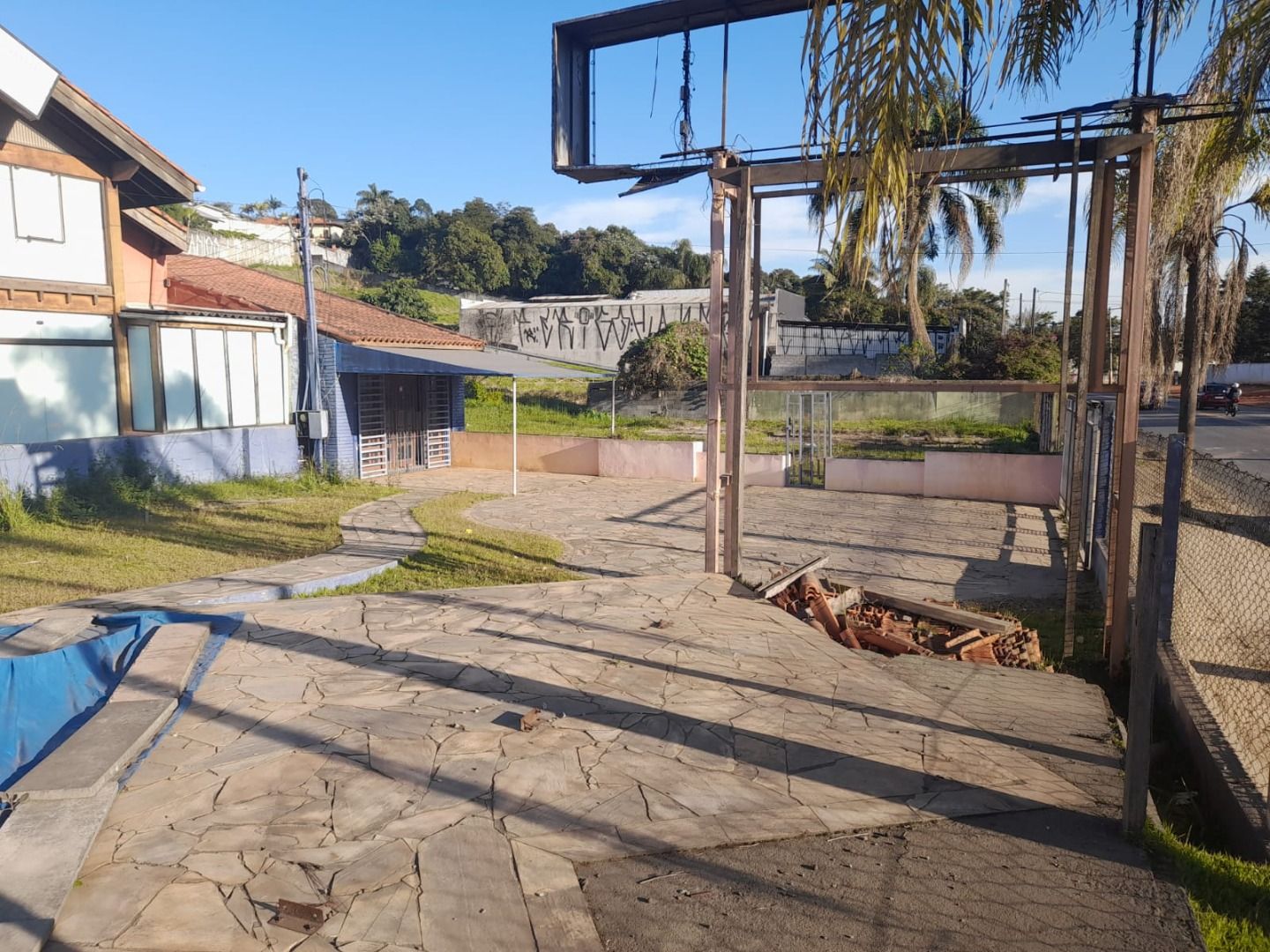 Alugar Terreno / Padr&atilde;o em Aruj&aacute; R$ 10.000,00 - Foto 8