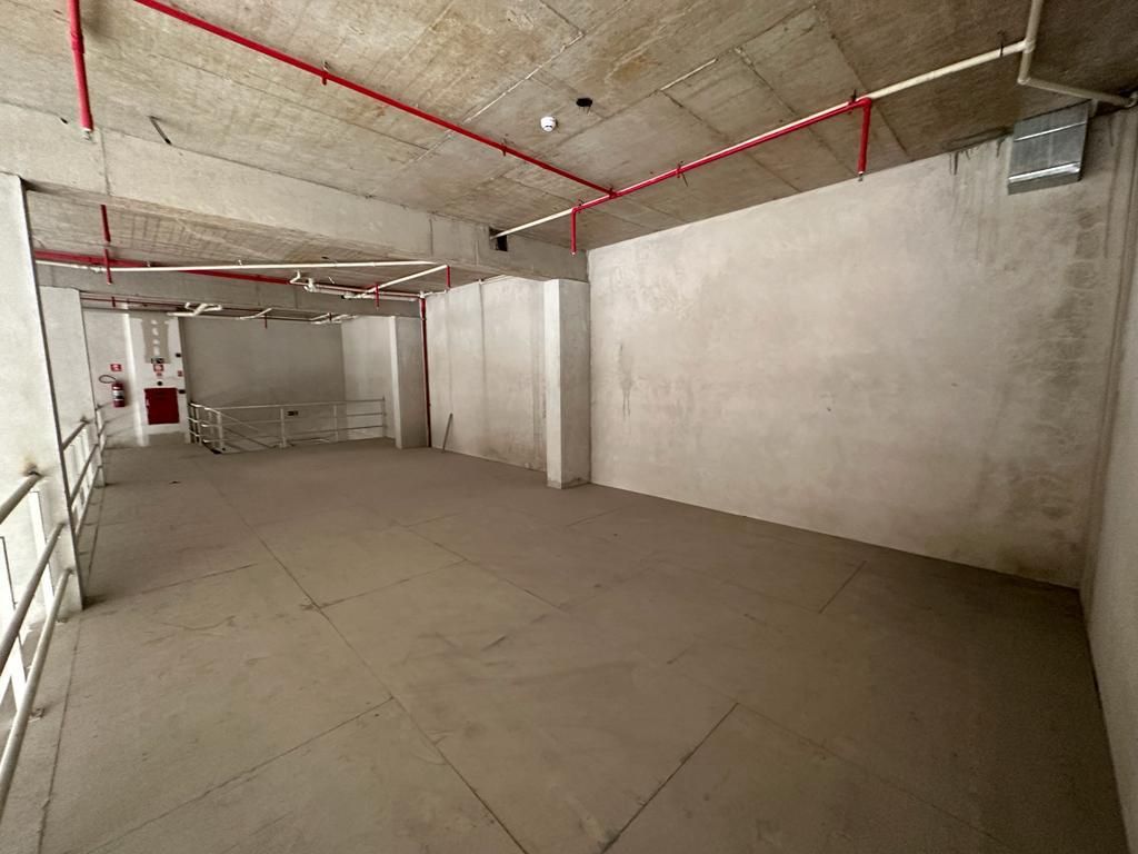 Alugar Comercial / Sal&atilde;o em Aruj&aacute; R$ 7.140,00 - Foto 16